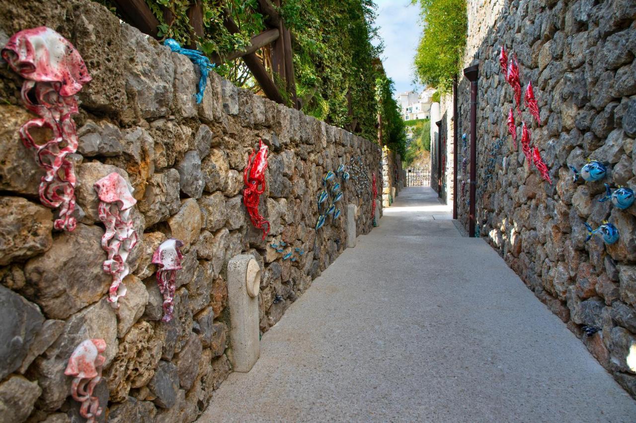 קונקה דיי מריני Monastero Santa Rosa Hotel & Spa מראה חיצוני תמונה