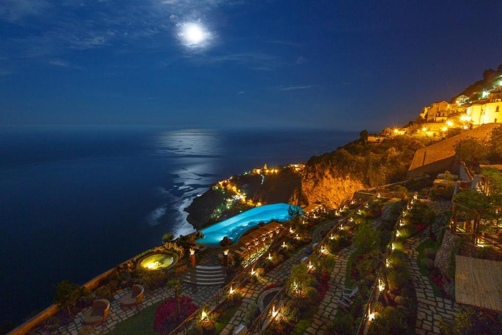 קונקה דיי מריני Monastero Santa Rosa Hotel & Spa מראה חיצוני תמונה